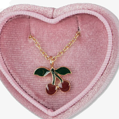 Konges slöjd - Kinderschmuck - Halskette in Schmuckbox - Cherry